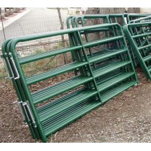 Los paneles de corral galvanizados por inmersión en caliente de alta resistencia / la puerta de la cerca de la granja del campo del ganado del metal para el caballo de las ovejas del ganado